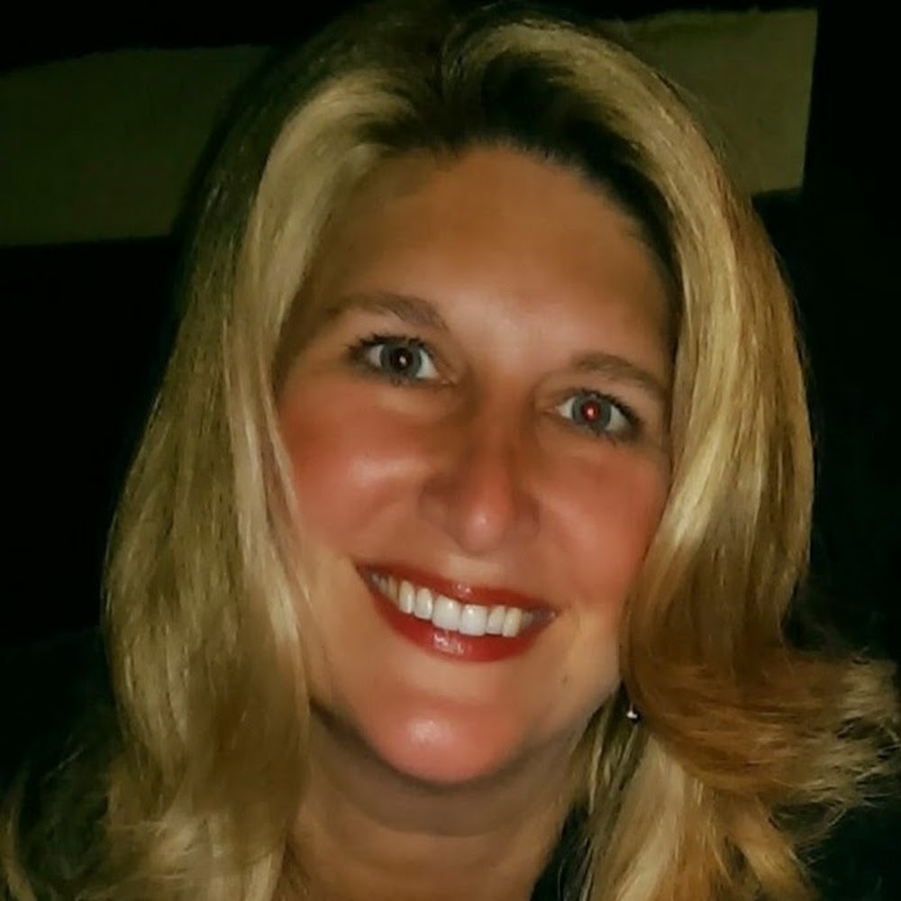 Meet your Posher, Kara